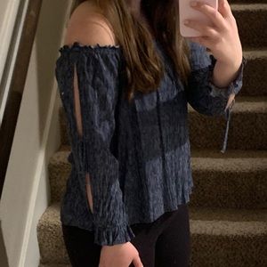 AMERICAN EAGLE Striped top